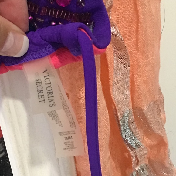 Victoria’s secret bikini top M - Picture 2 of 2